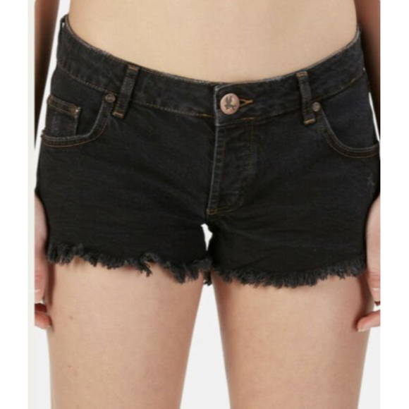 ONE TEASPOON SHORTS DUKES WORN BLACK LOW RISE SZ 30 CUT OFFS FESTIVAL NWT - Picture 3 of 12